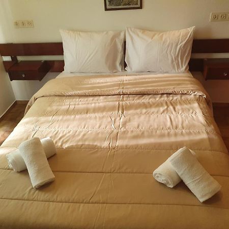 Residencial Campo-Mar By Umbral Hotel Portimão Eksteriør billede A bed with a duvet