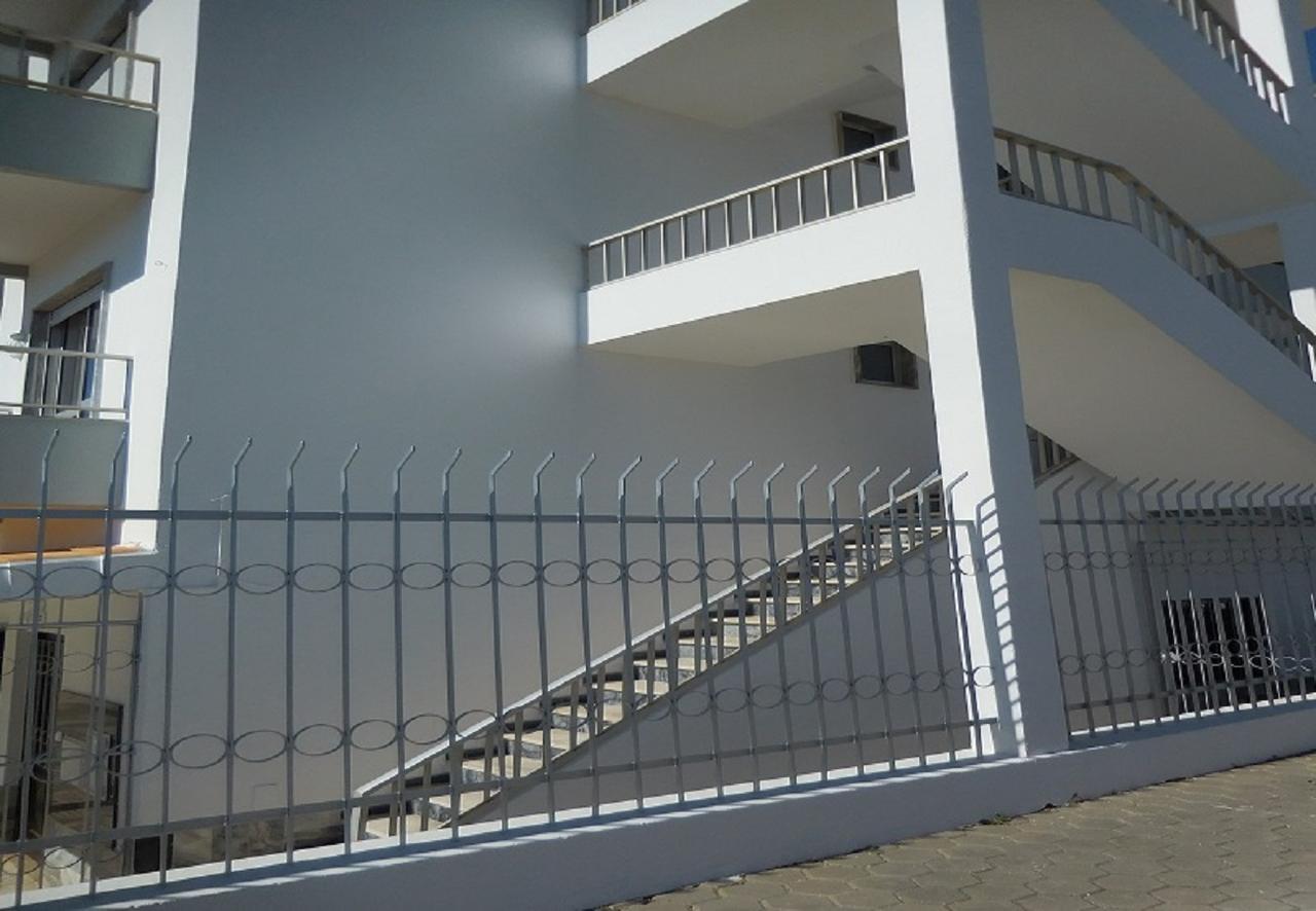 Residencial Campo-Mar By Umbral Hotel Portimão Eksteriør billede A stairwell at the stadium